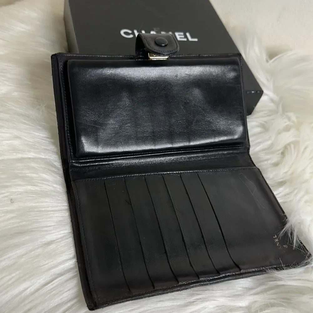 💯Authentic Chanel Long Wallet 🍀